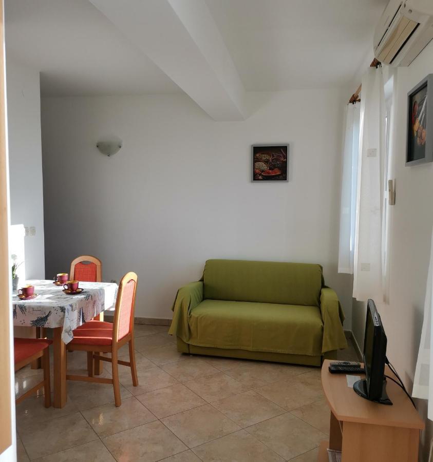 Apartman Marijeta Mošćenička Draga Buitenkant foto