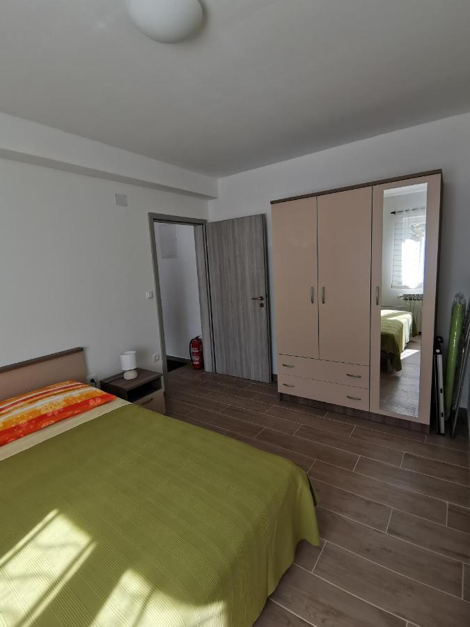 Apartman Marijeta Mošćenička Draga Buitenkant foto