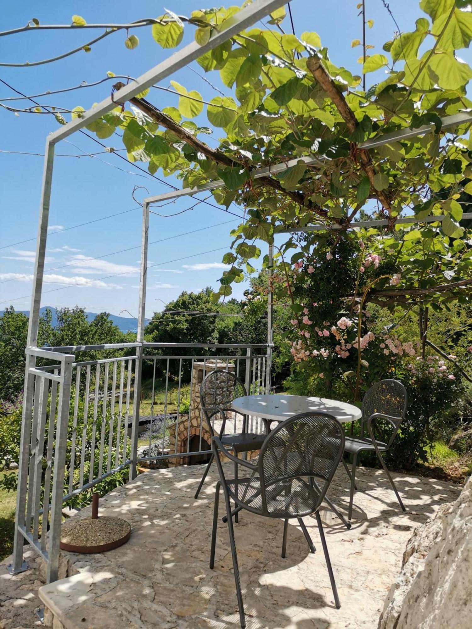 Apartman Marijeta Mošćenička Draga Buitenkant foto